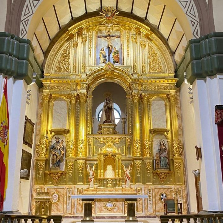 CARTAGENA - Murcia - Retablo mayor de la Parroquia Castrense de Santo Domingo.
