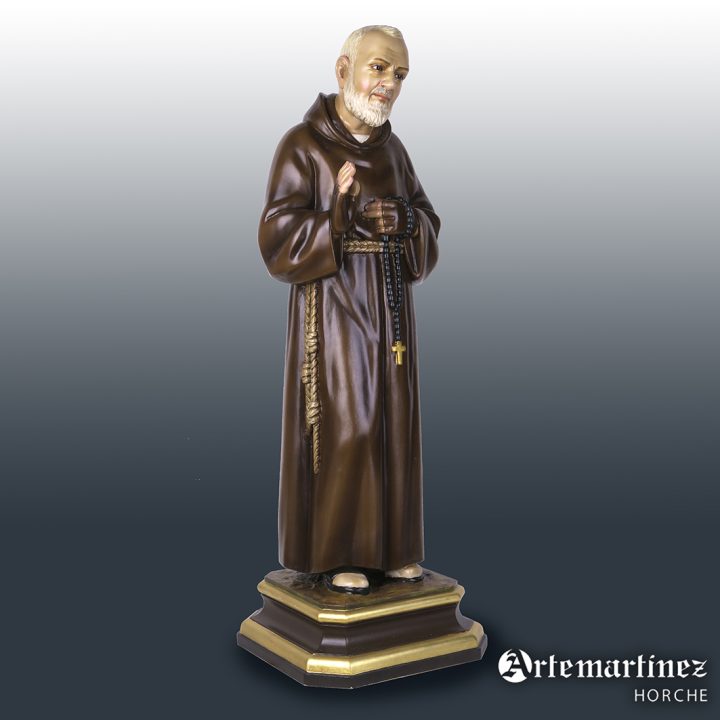 Padre Pío. Policromía lisa