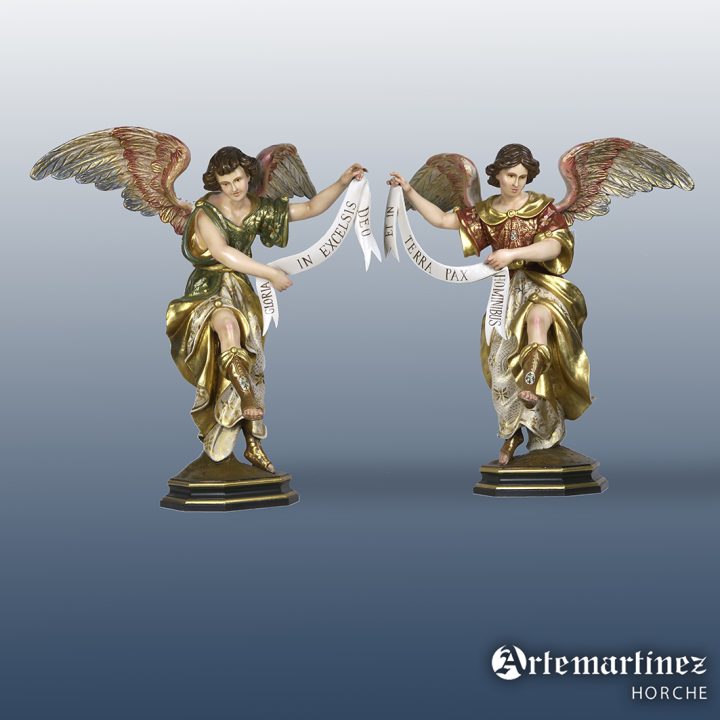 Angeles lampararios con base. 75 cm de pie a cabeza